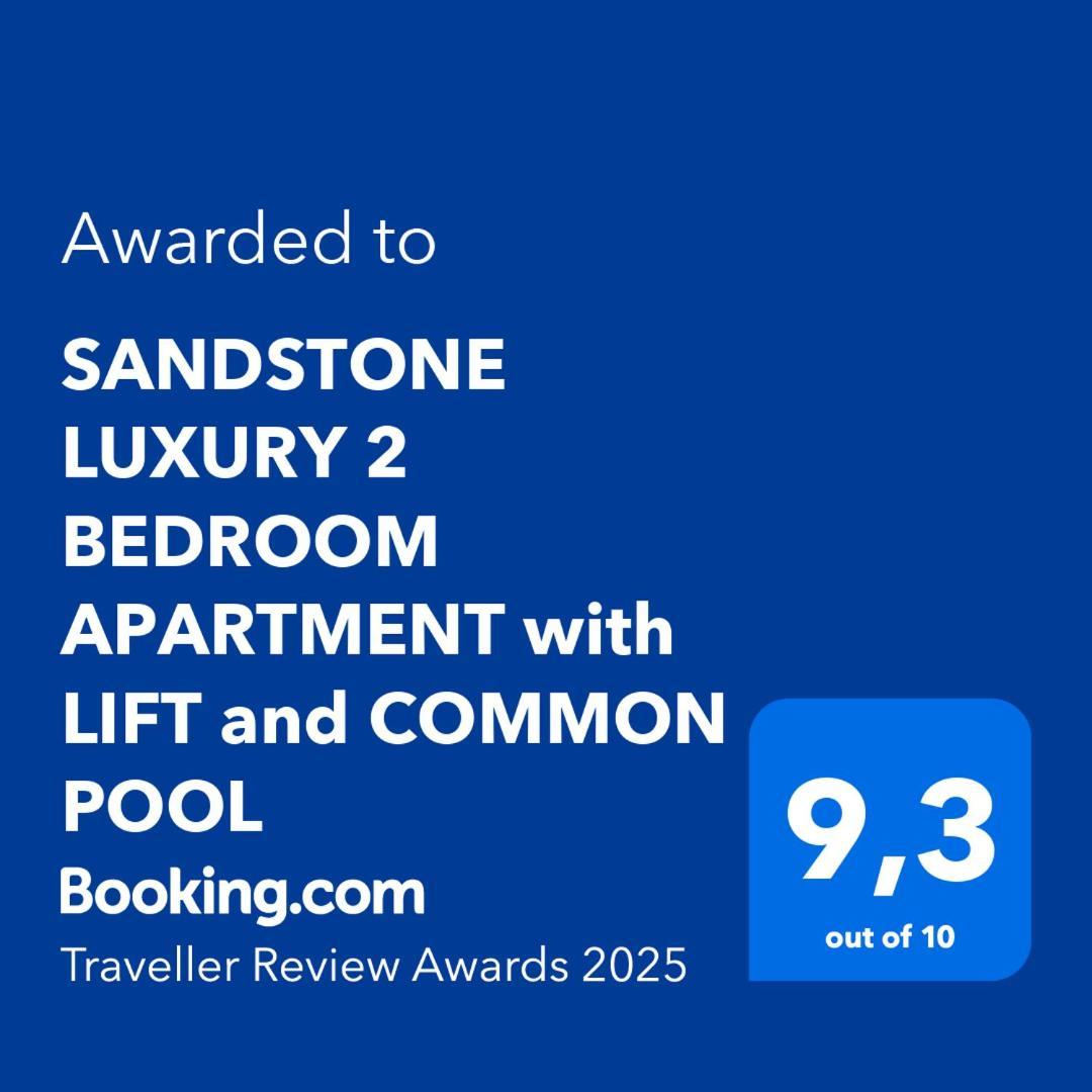 Sandstone Luxury 2 Bedroom Apartment With Lift And Common Pool Flic en Flac Екстер'єр фото